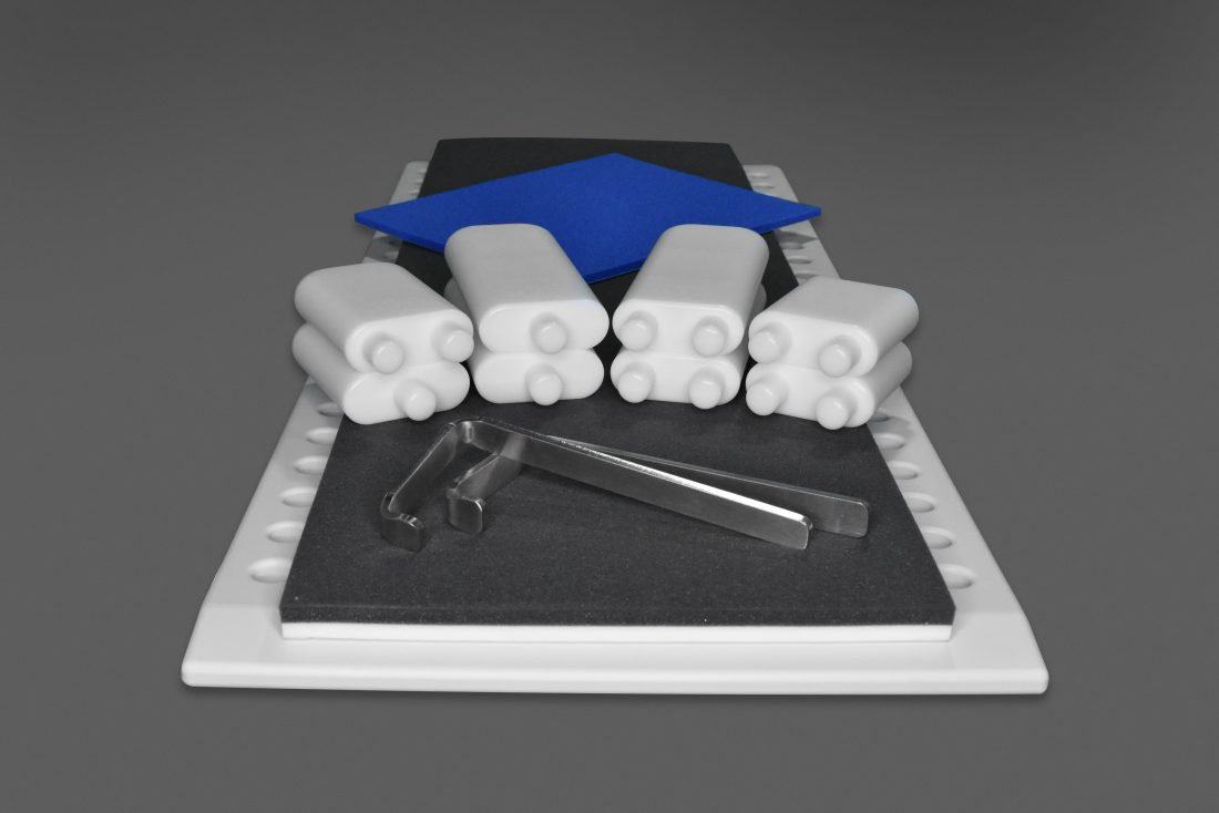 Broadhead Pegboard w Pads